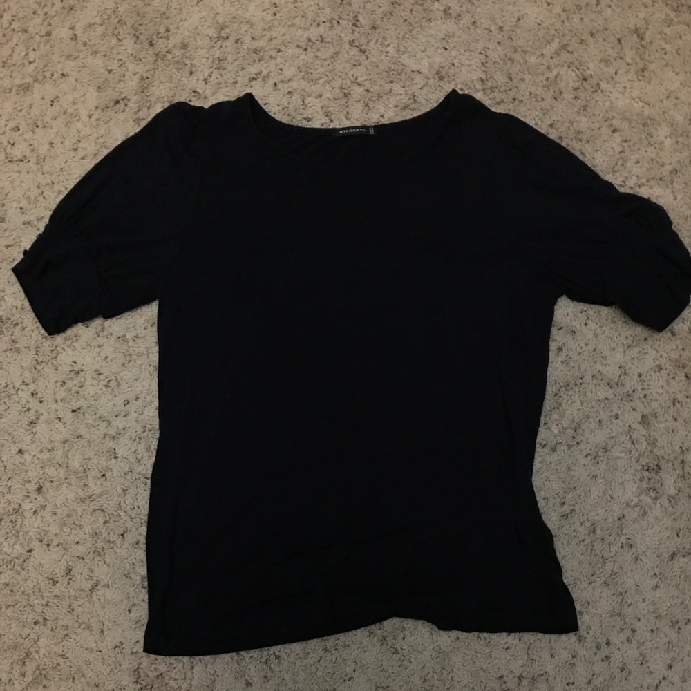 Ladies black gathered short sleeve knit top